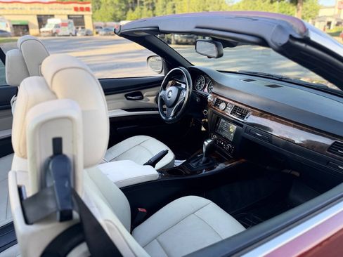 Used 2011 BMW 328i Convertible RWD image 20