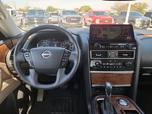 Used 2023 Nissan Armada SL w/ Cargo Package RWD image 6