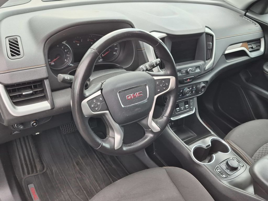 Used 2020 GMC Terrain SLE w/ Driver Convenience Package FWD image 12