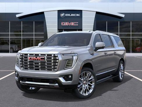 New 2026 GMC Yukon XL Denali w/ Denali Reserve Package AWD/4WD image 6