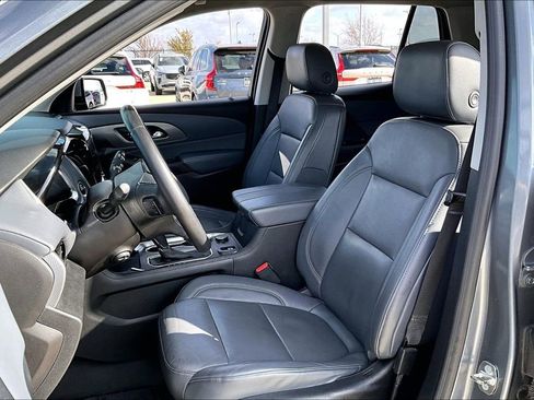 Used 2018 Chevrolet Traverse Premier w/ Driver Confidence II Package image 30
