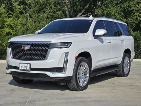 Used 2023 Cadillac Escalade Premium Luxury AWD/4WD image 4