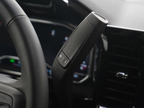 Used 2024 GMC Sierra 1500 Elevation image 20