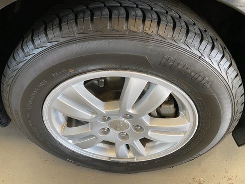 Used 2013 Chevrolet Sonic LT image 8