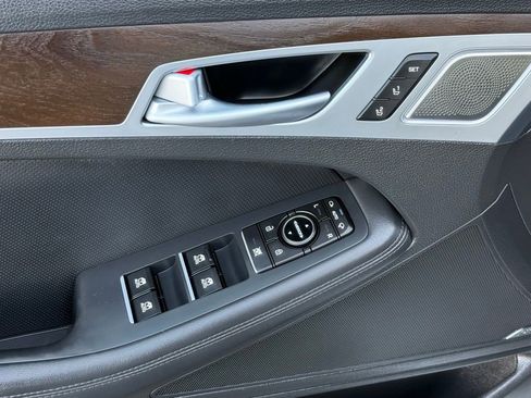 Used 2018 Genesis G80 3.8 w/ Option Group 03 image 14