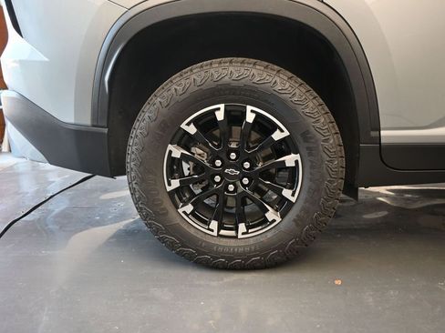 Used 2026 Chevrolet Traverse Z71 w/ LPO, Floor Liner Package image 9