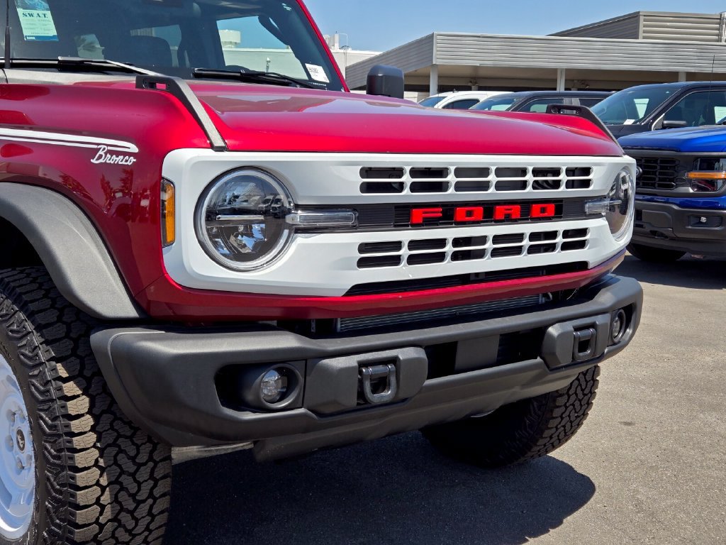 New 2026 Ford Bronco Heritage Edition AWD/4WD image 2