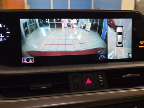 Used 2019 Lexus ES 350 Ultra Luxury image 17