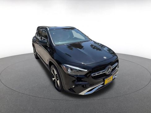 Used 2025 Mercedes-Benz GLA 250 image 3
