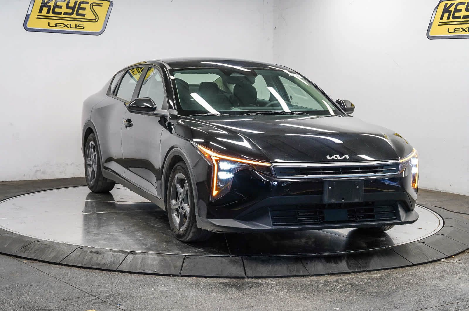 Used 2025 Kia K4 FWD image 5