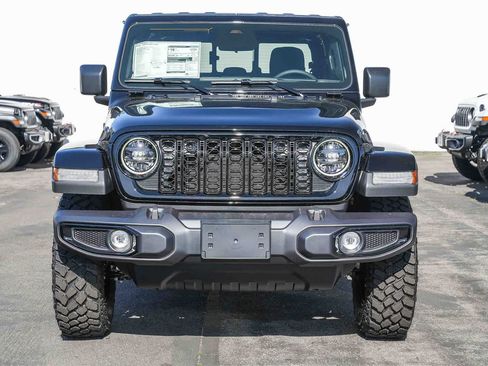 New 2026 Jeep Gladiator Sport image 2