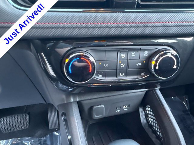 Used 2025 Chevrolet TrailBlazer RS w/ Driver Confidence Package FWD image 22