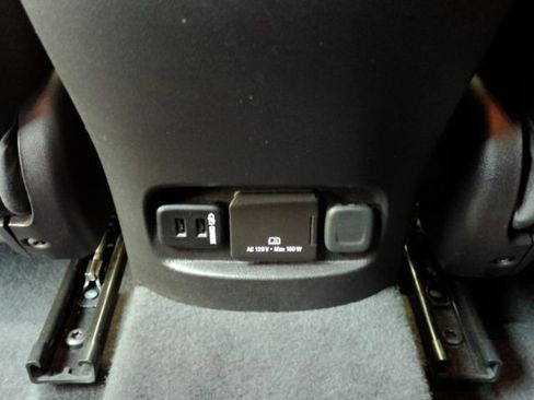 Used 2016 Chevrolet Malibu LT w/ Leather Package image 29