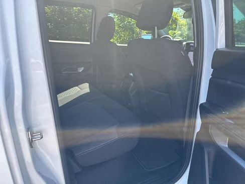 Used 2024 Ford Ranger XLT w/ Equipment Group 301A High AWD/4WD image 36