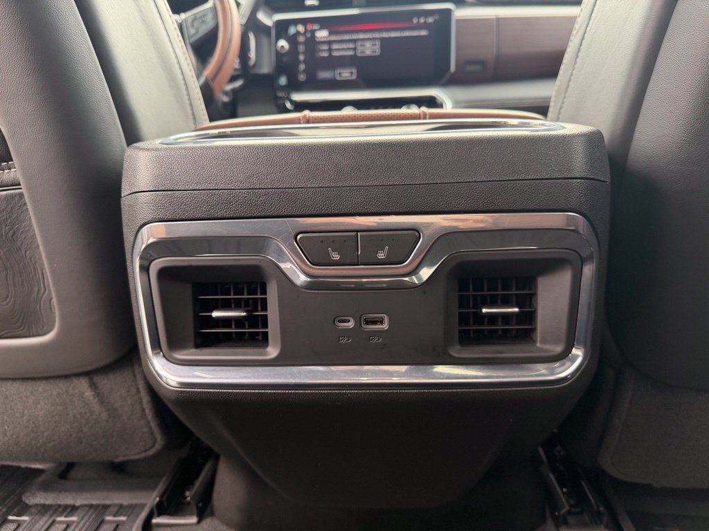 Used 2024 GMC Sierra 2500 Denali Ultimate w/ Max Trailering Package AWD/4WD image 32