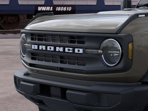 New 2026 Ford Bronco 4-Door AWD/4WD image 20