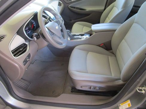 Used 2024 Chevrolet Malibu LT image 17