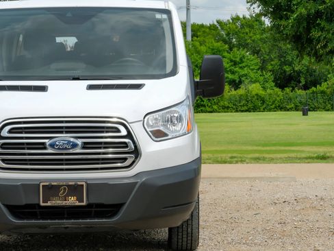 Used 2018 Ford Transit 350 XLT RWD image 39