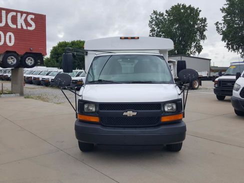 Used 2007 Chevrolet Express 3500 w/ School Bus Package RWD image 4
