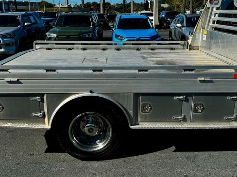 Used 2023 Ford F450 XL w/ Snow Plow Prep Package image 8