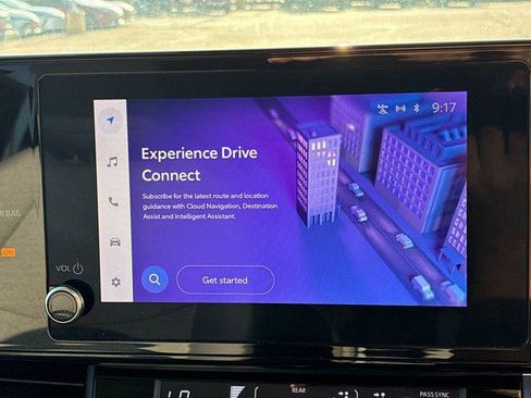 Certified 2025 Toyota Sienna LE FWD image 21
