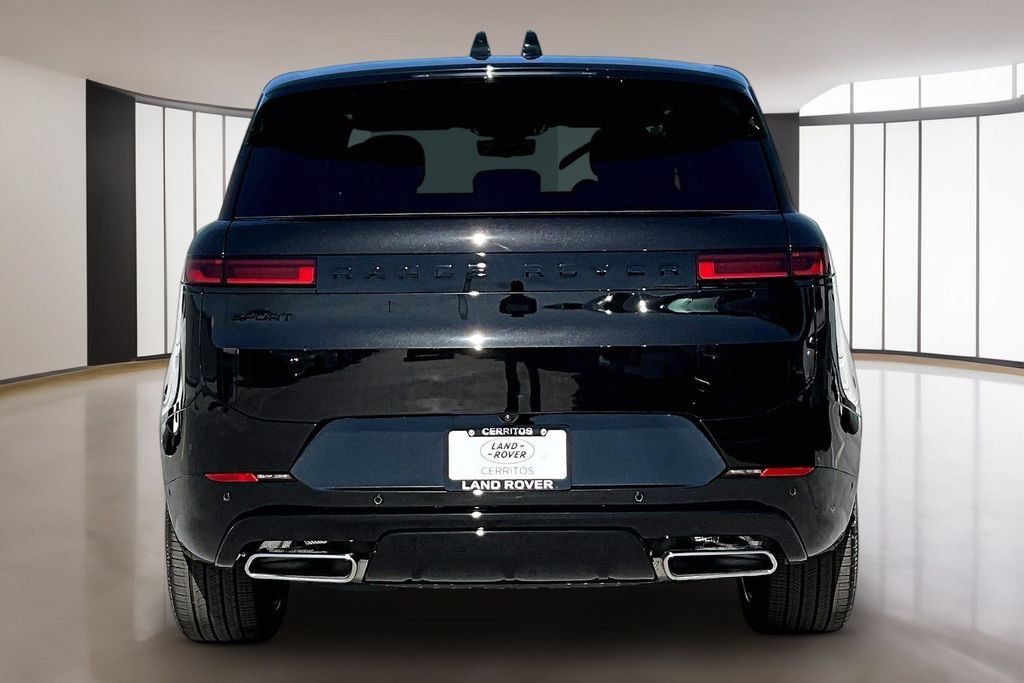 New 2026 Land Rover Range Rover Sport Dynamic SE AWD/4WD image 4