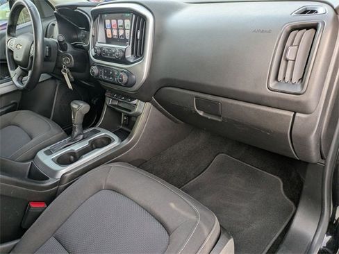 Used 2017 Chevrolet Colorado LT w/ Midnight Edition image 37