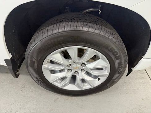 Used 2024 Chevrolet Silverado 1500 Custom image 4