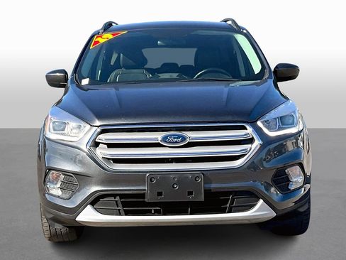 Used 2019 Ford Escape SEL image 3