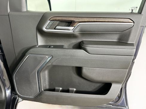Used 2024 GMC Sierra 1500 Elevation image 31