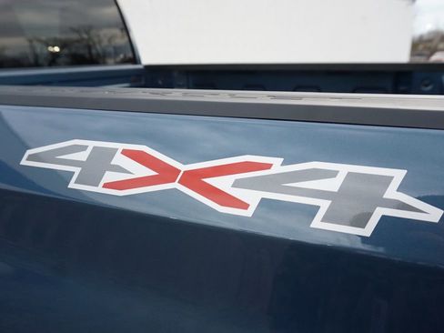 Used 2024 Chevrolet Silverado 1500 LT image 26