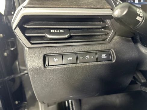 Used 2023 Nissan Altima 2.5 SV w/ SV Premium Package image 19