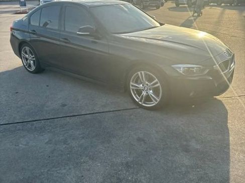 Used 2018 BMW 340i Sedan RWD image 1
