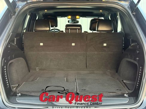 Used 2019 Jeep Grand Cherokee Limited image 11