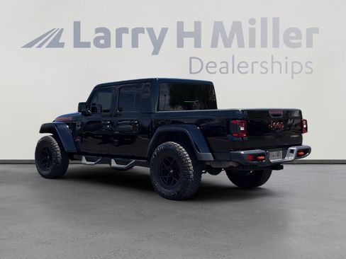 Used 2021 Jeep Gladiator Mojave AWD/4WD image 3