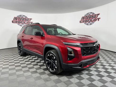 Used 2025 Chevrolet Equinox RS w/ Safety and Technology Package AWD/4WD image 9