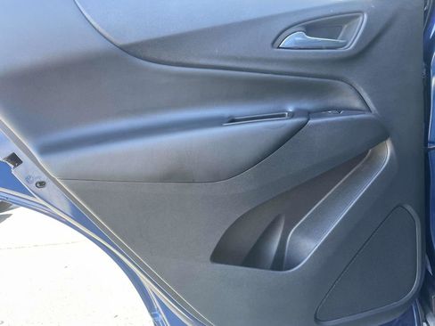 Used 2022 Chevrolet Equinox LT image 24