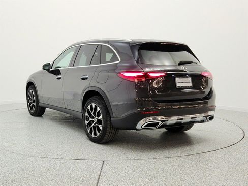 Certified 2025 Mercedes-Benz GLC 350e 4MATIC image 7