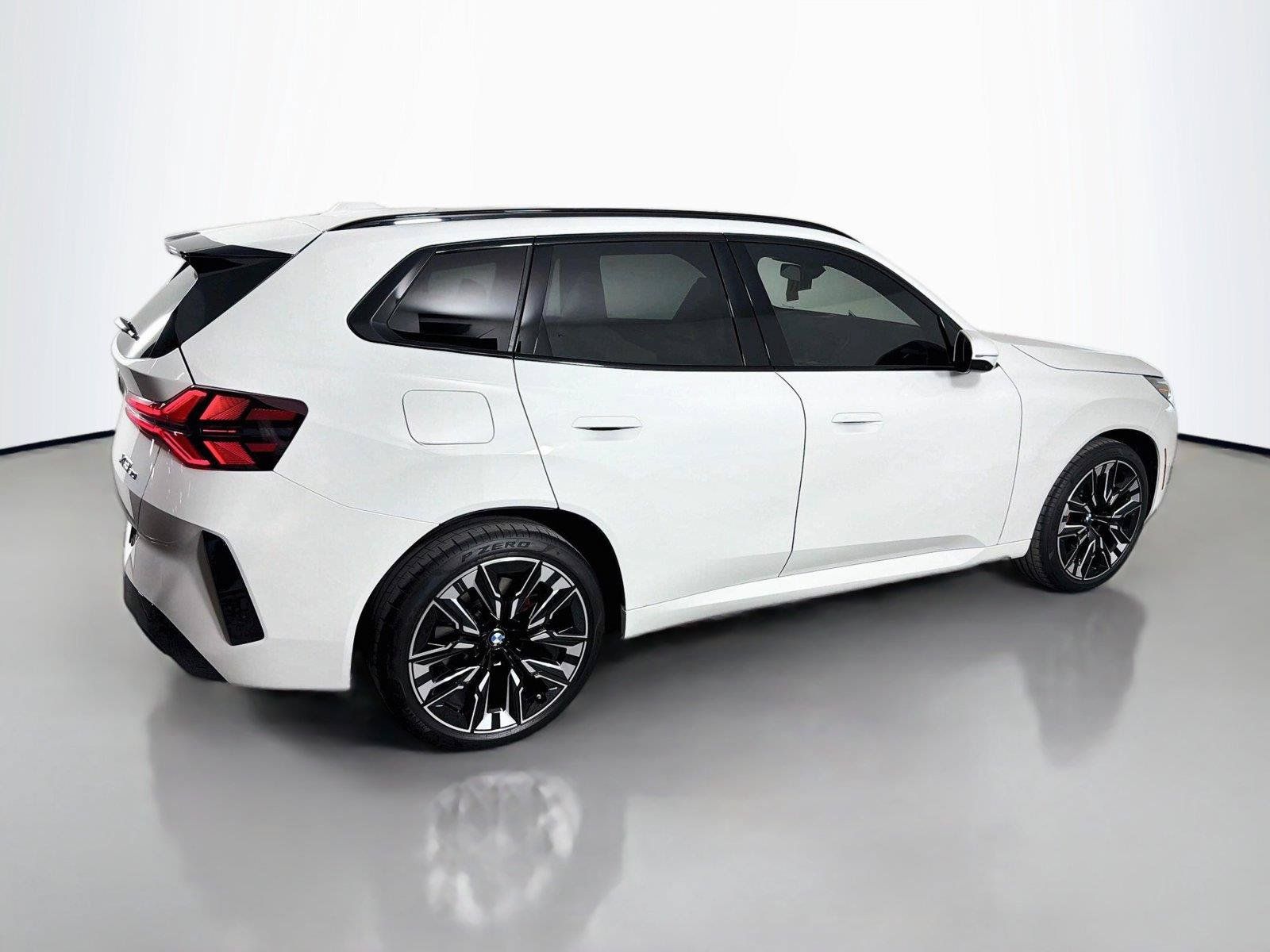 New 2026 BMW X3 xDrive30i w/ Premium Package AWD/4WD image 4
