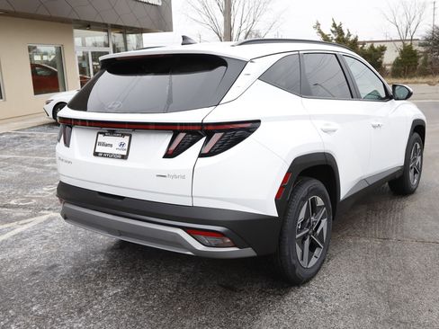 New 2026 Hyundai Tucson SEL image 3