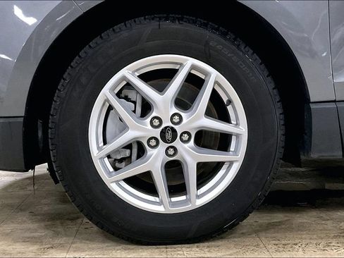 Certified 2024 Ford Edge SEL AWD/4WD image 9