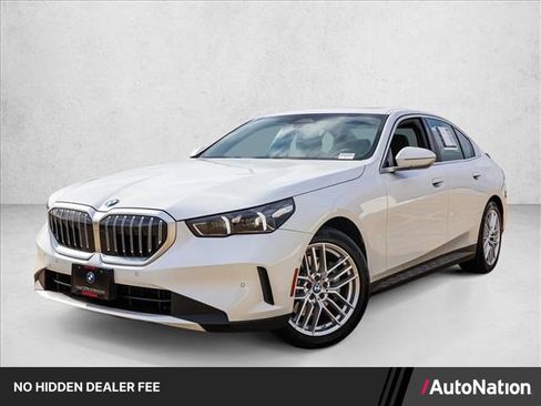 Used 2024 BMW 530i xDrive w/ Convenience Package AWD/4WD image 1