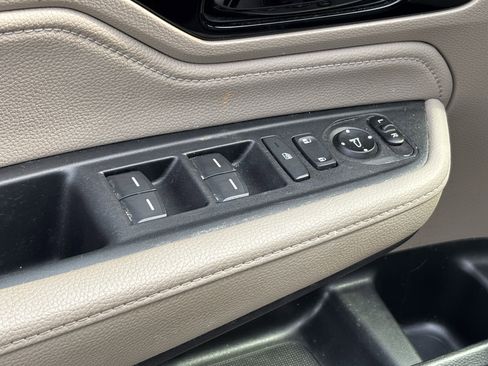 Used 2021 Honda Odyssey Touring image 15