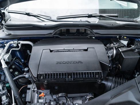 Used 2025 Honda Pilot EX-L image 8