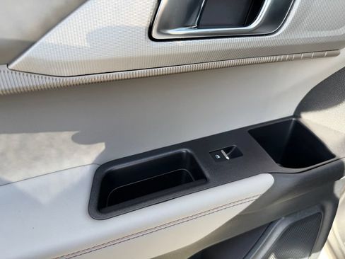 New 2026 Ford Explorer Active w/ Active Comfort Package RWD image 19