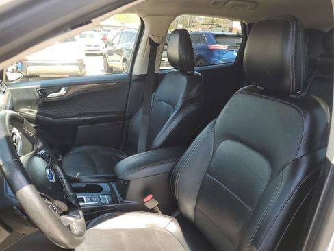 Used 2020 Ford Escape Titanium AWD/4WD image 5