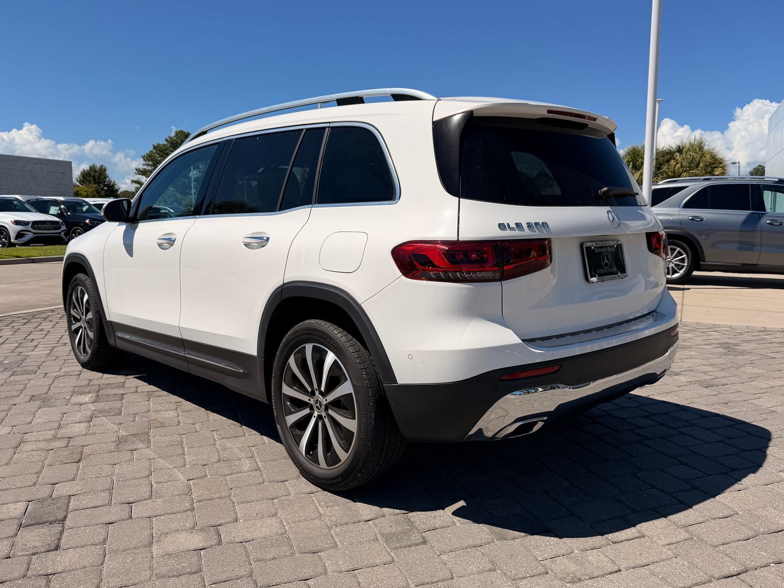 Certified 2023 Mercedes-Benz GLB 250 image 10