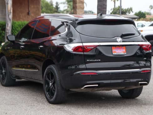 Used 2024 Buick Enclave Essence w/ Sport Touring Edition FWD image 6