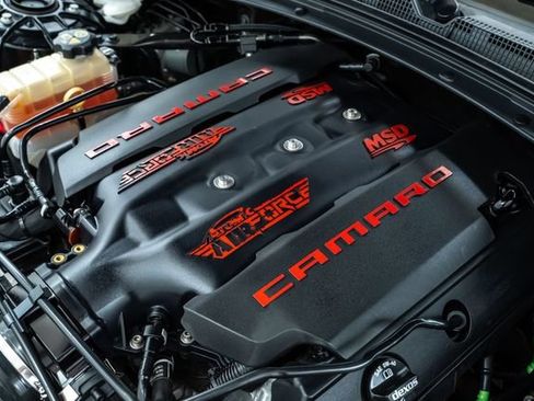 Used 2019 Chevrolet Camaro SS RWD image 36