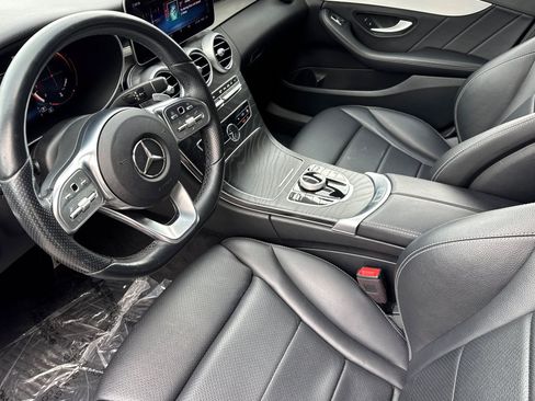 Used 2021 Mercedes-Benz C 300 Sedan image 4